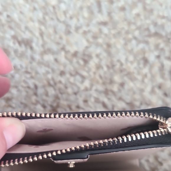 NWOT Kate Spade Black Pebbled Leather Wallet - Picture 5 of 8